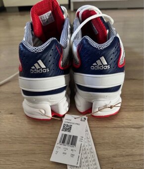 ADIDAS OZWEEGO PRO (12 US) - 2