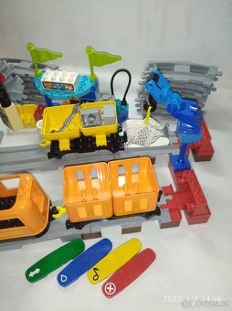 Lego duplo 10875 Nákladní vlak, vláček - 2