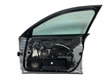 Pravé přední dveře stříbrná LX7W Audi A6 4F facelift 2011 - 2