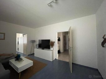 Pronajmu byt 3+1 - 2