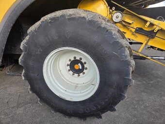 Kombajn,mlátička NEW HOLLAND CX8080SL - 2