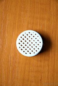 Mřížka větrací (průvětrník) kulatá bílá plastová - 2