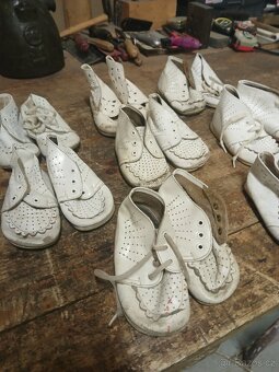 Starožitné dětské botičky - 2