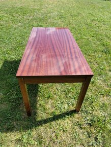 Prodám konferenční stolek - 2