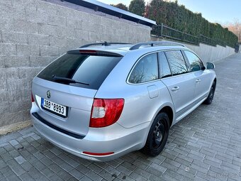 Škoda Superb Combi 2.0 TDI 125kw 11/2011 / NAVI / PANORAMA - 2