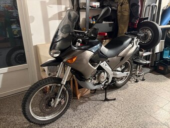 Aprilia Pegaso 2000 - 2
