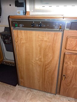 Karavanová lednice Electrolux RH275 (3-cestná) – plně funkčn - 2
