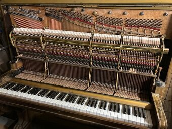 Pianino Steinway - 2