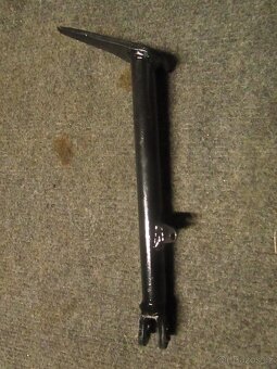 Boční stojan Jawa 350/634. - 2