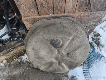 Škoda Felicia Dno pro rezervu - 2