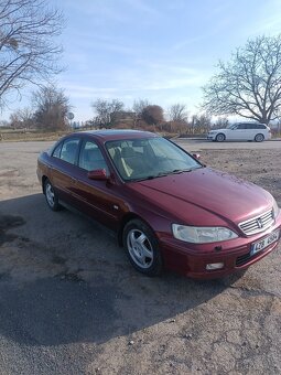 Honda Accord sedan - 2