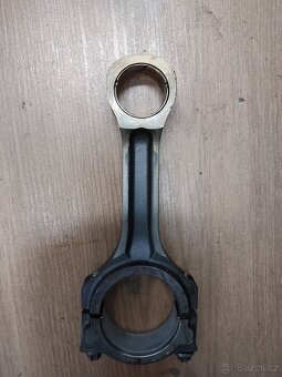 Ojnice transit 2.4 tdci - 2