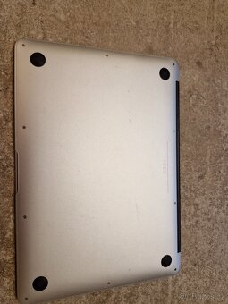Prodám Apple MacBook Air A1466 - 2