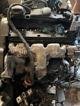 Motor VW 2.0 TDi 103 kw typ CBAB hlava, blok. - 2