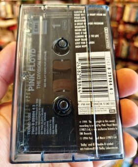 MC PINK FLOYD - THE DIVISION BELL - 2