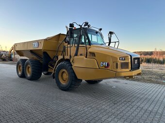 Cat 730 dumper Damper wozidlo bell - 2