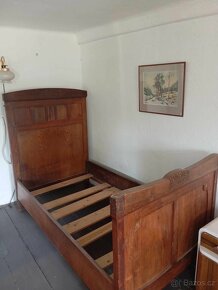 Starožitné dřevěné postele - 2