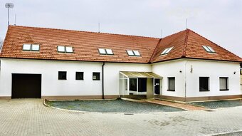 Prodej komerční Obchodní prostory, 950㎡ - 2