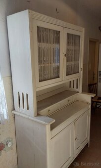 Kredenc, příborník, stará práce z laťovky - 2