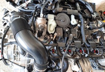 motor 2.0 TSI označení CZP DKZ - 2