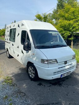 Peugeot Boxer 2.8 6 míst - 2