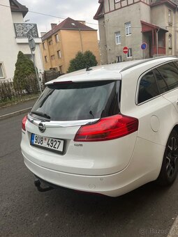 Opel insignia 2011 2.0 118 kw. - 2