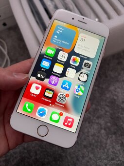 iPhone 6S 32Gb v hezkém stavu - 2