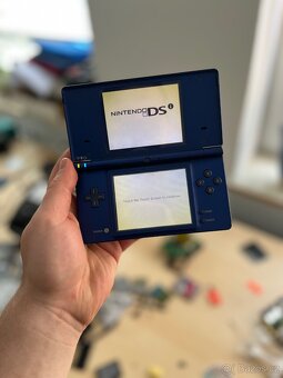 Nintendo DSi Metallic Blue s CFW - 2