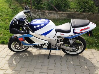 Suzuki GSX-R 600 - 2