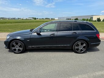 MERCEDES-BENZ C180 CGI //2012 MANUAL NAVIGACE SERVISKA - 2