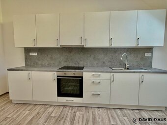 Pronájem kancelářských prostor 33 m2 areál Stará Pošta, Rajh - 2