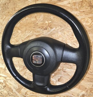 Seat Ibiza - Cordoba -> Volant Sport -> Kůže - 2