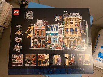 Lego Icons 10278 Policejní stanice Modulárka - 2