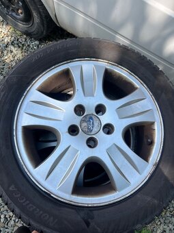 Sada alu kola s pneu ford 205/55R16 - 2