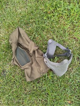 Airsoft sekundární a primární zbraň s vybavením - 2
