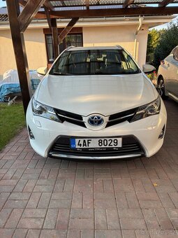 Toyota Auris TS Hybrid Executive - 2