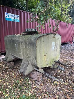Cisterna, nádrž - 2