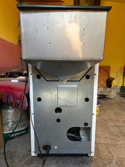 Horkovzdušné peletkové krbové kamna MORETTI fire - 2