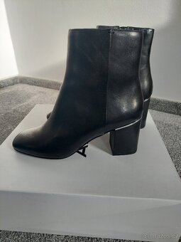 Dámské kožené boty zn. Aldo - 2