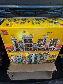Lego set Icons 10305 Hrad lvího rytíře - 2