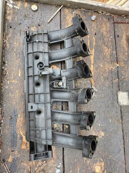 Sací svody bmw e38 725tds - 2