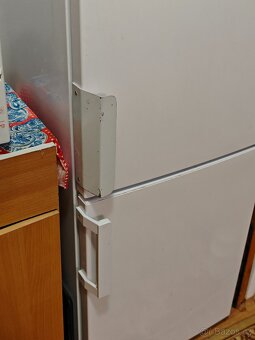 Lednice s mrazákem BEKO CSA270M31WN - 2