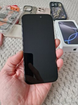 Apple Iphone 16 Pro Black Titanium 128gb - 2