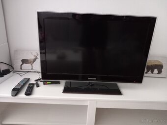 Televize Samsung 32" + set-top box Tesla - 2