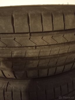 Letní pneu  215/65 R17 - 2