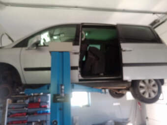 Citroen C8 - 2