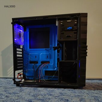 Počítačové skříně - HAL3000 | Chieftec Libra | Cooler Master - 2