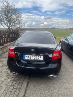 Suzuki kizashi - 2