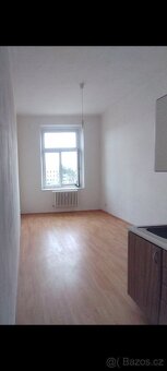 2kk 37m² parking balkon sklep - 2