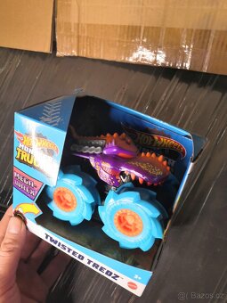 Angličák HotWheels - 2